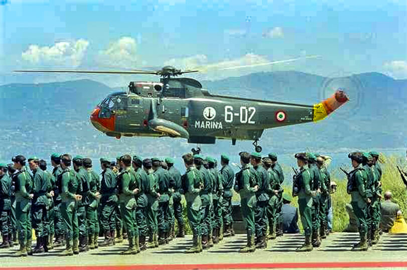 Bandiera di guerra (19) La Bandiera di guerra di COMSUBIN
