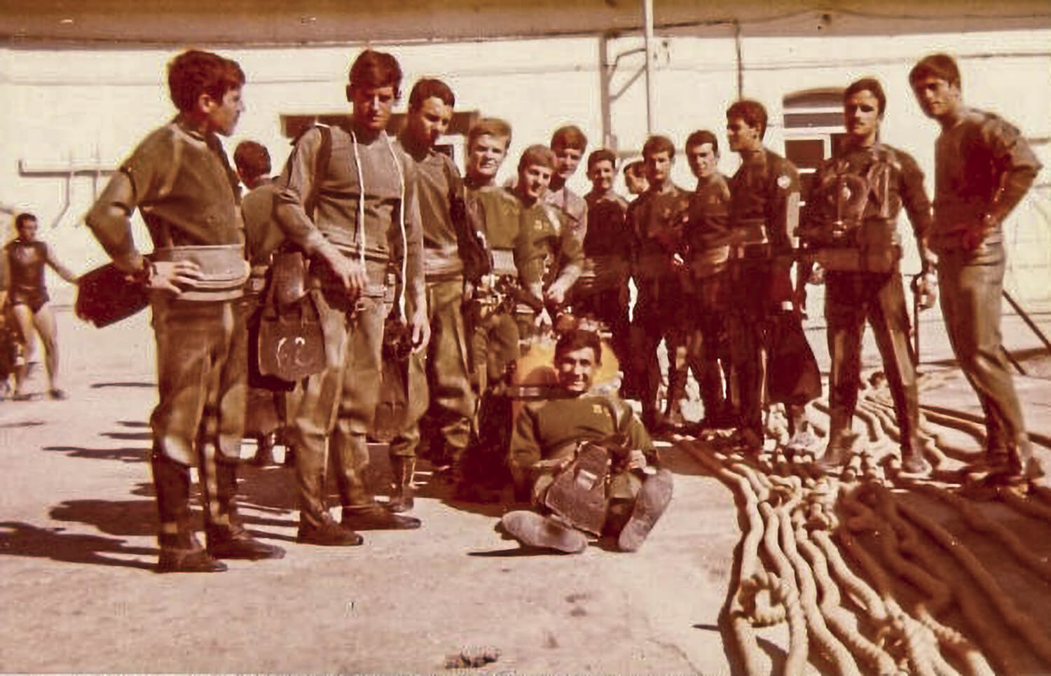 Corso ARO ARA 1974 (1) Sabotatori del 9° Col Moschin al Varignano per la frequenza del Corso ARO/ARA