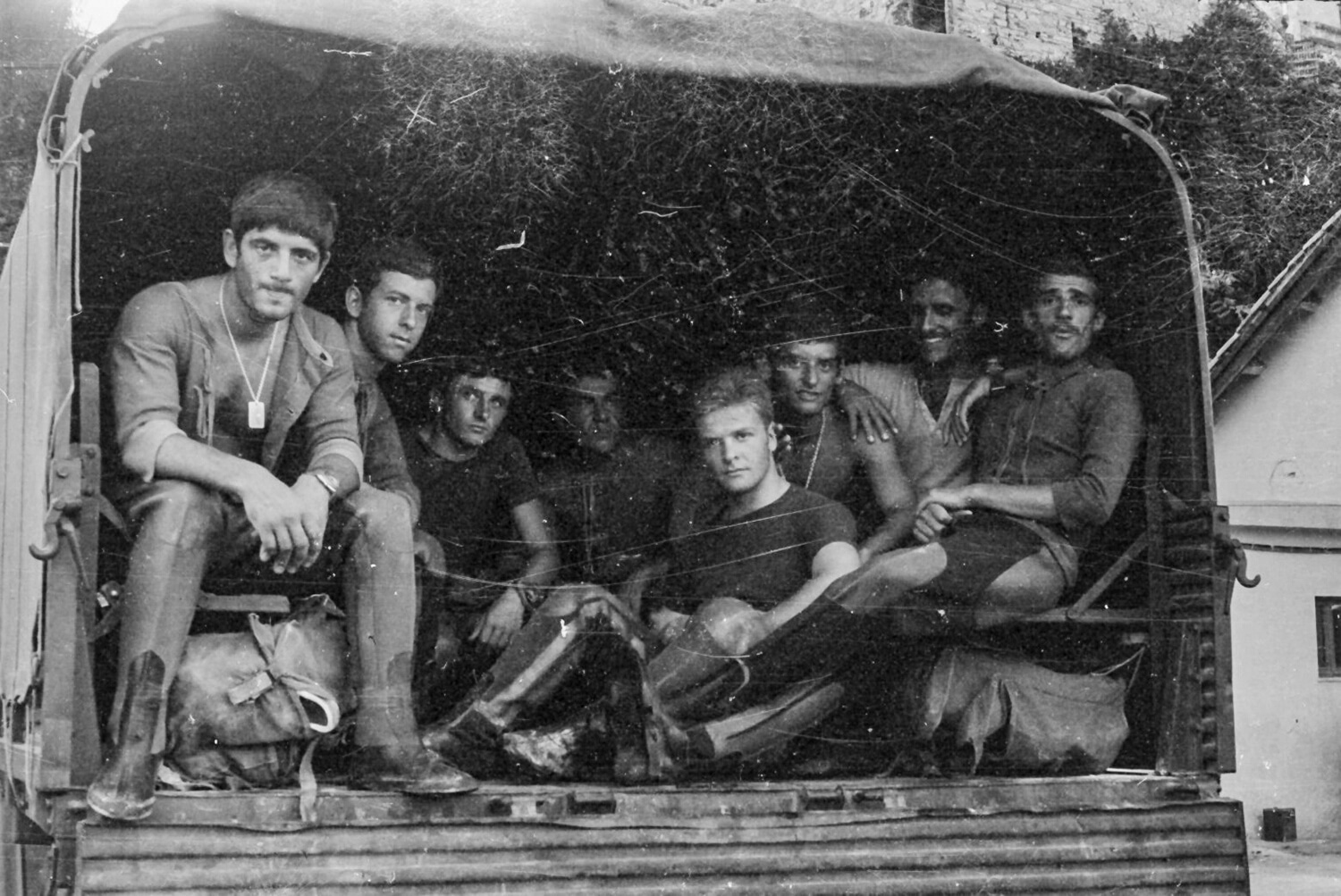 Corso ARO ARA 1974 Sabotatori del 9° Col Moschin al Varignano per la frequenza del Corso ARO/ARA