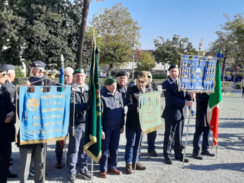 Festa della Vittoria (7) Rievocazione storica della festa della Vittoria, onori ai Caduti