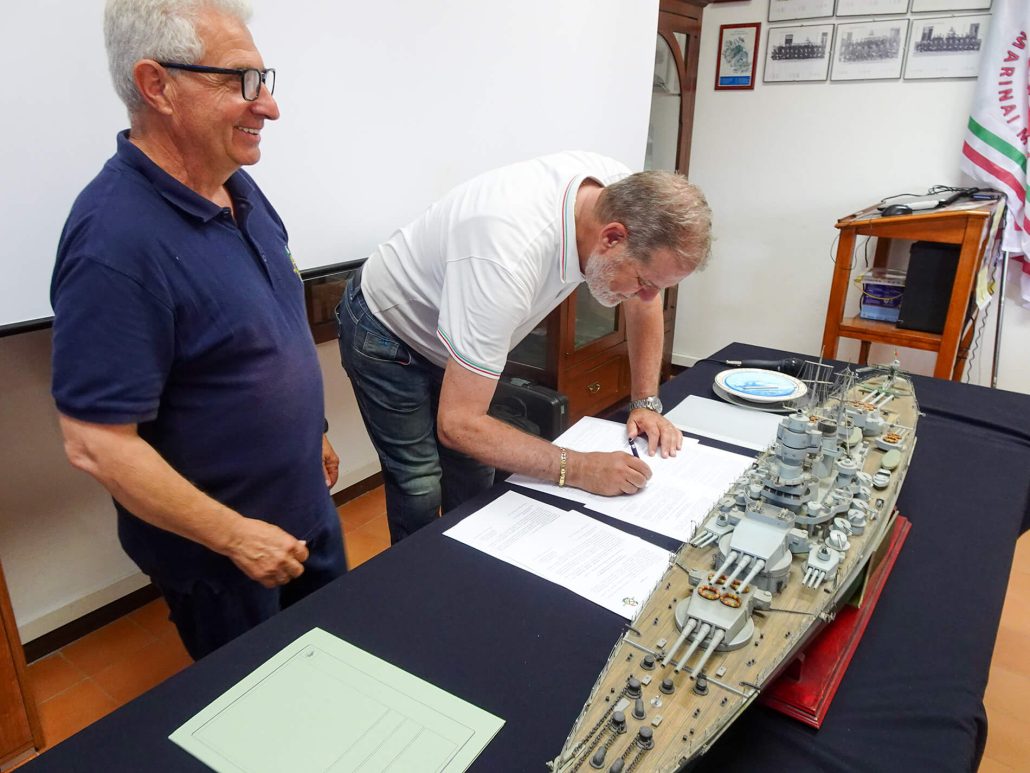 Firma del Protocollo di gemellaggio con il Club dei marinai motociclisti