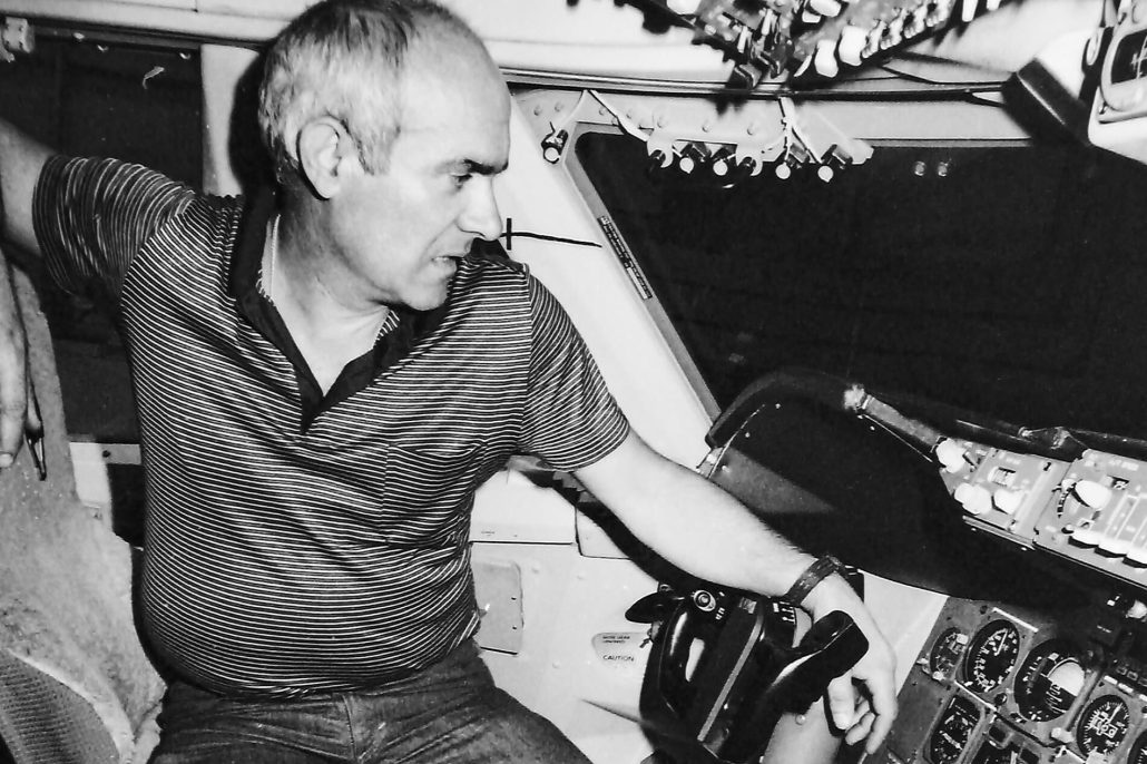 Giuseppe Bercini (5) L’Ammiraglio Giuseppe Bercini fu l’organizzatore della struttura militare che in breve tempo diventò la prima Unità Antiterroristica italiana, fiore all’occhiello della Marina Militare italiana.
