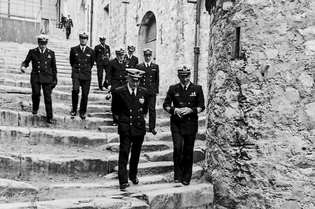 Giuseppe Bercini (6) L’Ammiraglio Giuseppe Bercini fu l’organizzatore della struttura militare che in breve tempo diventò la prima Unità Antiterroristica italiana, fiore all’occhiello della Marina Militare italiana.