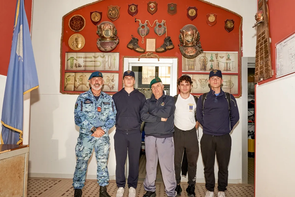 I ragazzi del programma "Generazione Z" all'interno della cala sub della Scuola Palombari
