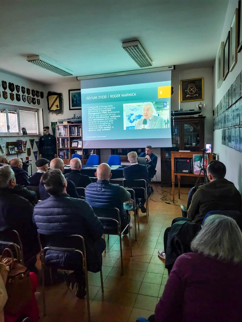 Momenti della presentazione del Libro di Fabiano Manzan Italian packaging contractor