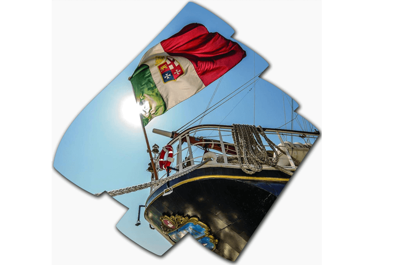 Tricolore nave Italia